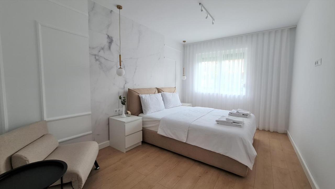 Sara Apartment Oradea Exteriér fotografie